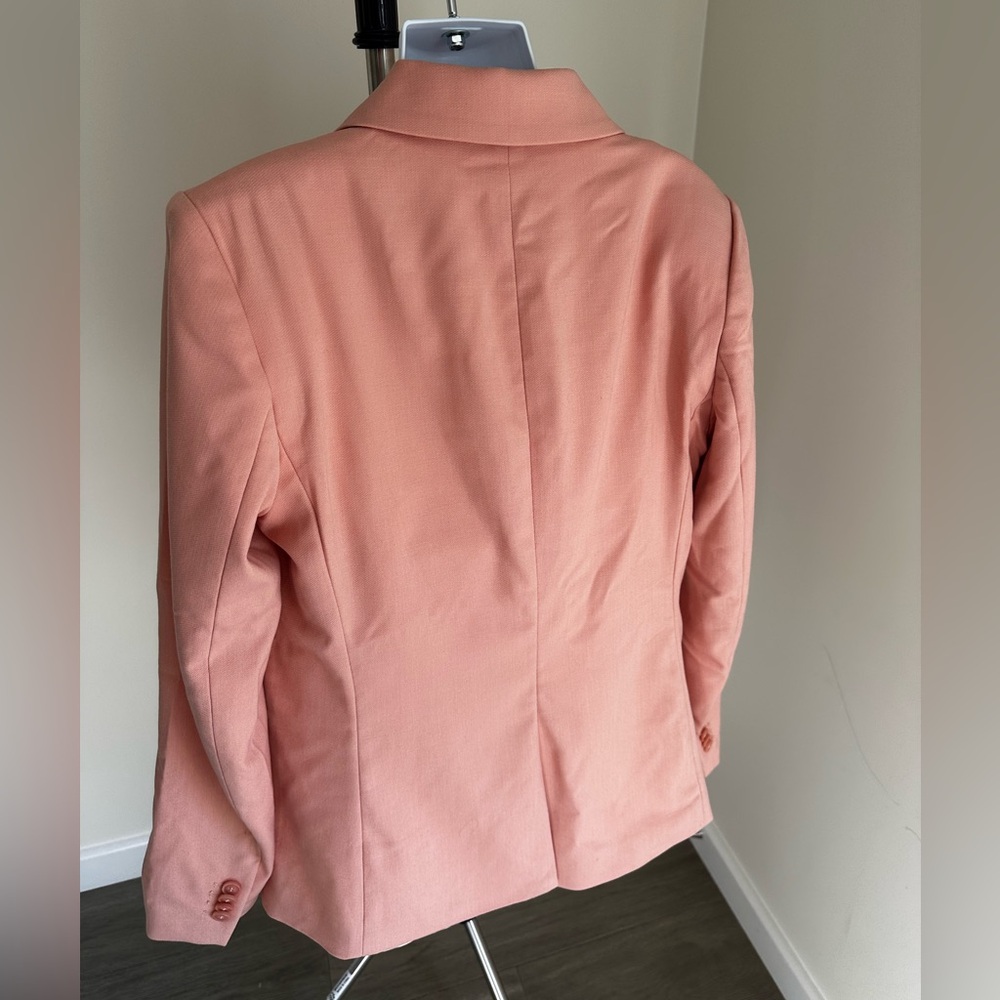 Zara Women's Blazer jacket in Warm Peach - Picture 14 of 15